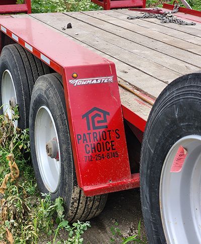 PC red trailer