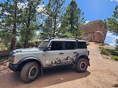 Custom Vehicle Graphics & Partial Wraps